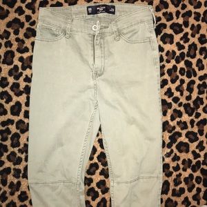 Hollister jeans